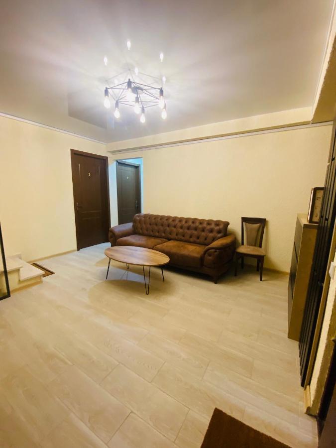 Hotel Sunrise Kʼutʼaisi Exterior foto